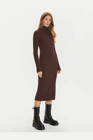 Twin-Set Sukienka dzianinowa 242TT3062 Slim Fit