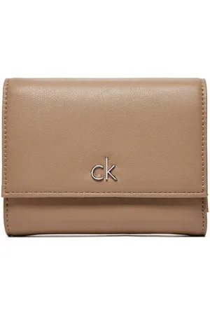Calvin Klein Mały Portfel Damski Ck Daily Medium Trifold_Pbl K60K612851