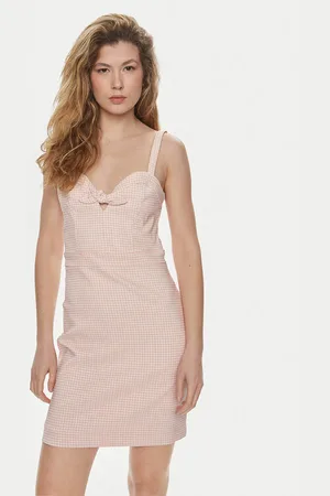 Guess Sukienka koktajlowa Sl Lilia W4GK13 WG492 Slim Fit
