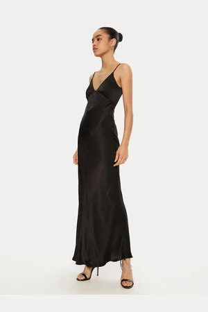 Bardot Sukienka wieczorowa 57516DB7 Regular Fit
