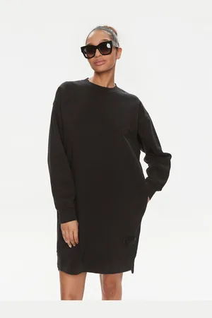 Replay Sukienka dzianinowa W9740C.000.23614P Relaxed Fit
