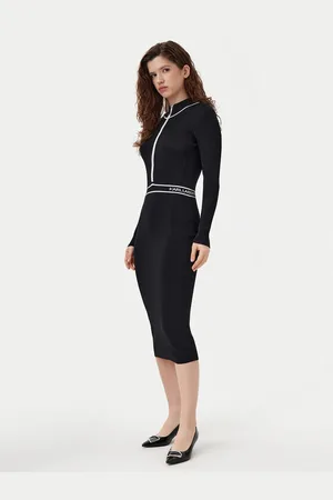 Karl Lagerfeld Sukienka dzianinowa A1W13027 Slim Fit