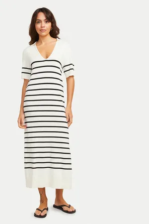 JJXX Sukienka dzianinowa Layla 12269784 Regular Fit
