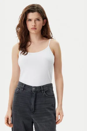 GAP Top 701570-01 Slim Fit