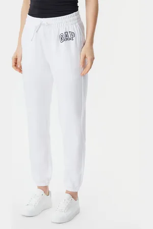 GAP Spodnie dresowe 889527-02 Relaxed Fit