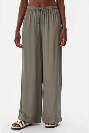 Calvin Klein Spodnie materiałowe KW0KW02823 Relaxed Fit