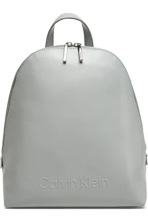 Calvin Klein Plecak Embossed Calvin Round Backpack K60K613185
