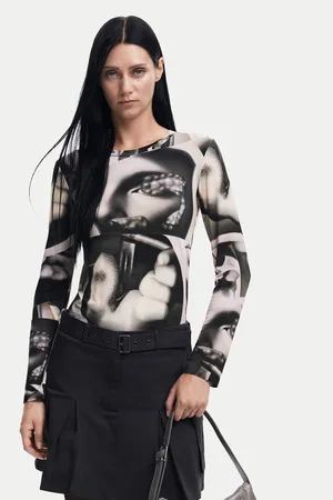 Desigual Bluzka Surrealismo 24WWTK49 Slim Fit