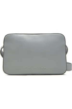 Calvin Klein Torebka Embossed Logo Camera Bag K60K612555