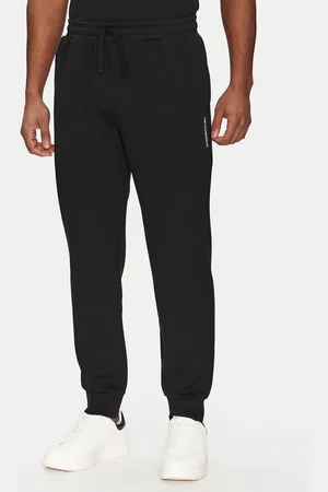 Emporio Armani Spodnie dresowe EM000500 AF10790 UC001 Regular Fit