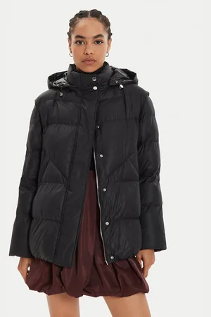 Patrizia Pepe Kurtka zimowa 8O0143/A451-K103 Regular Fit