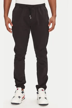 Tommy Hilfiger Joggery Austin DM0DM20283 Slim Fit