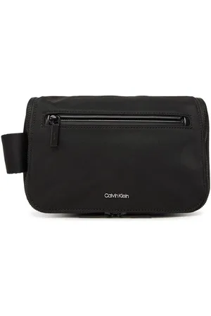 Calvin Klein Kosmetyczka Ck Ease Washbag W/Hanger K50K512943