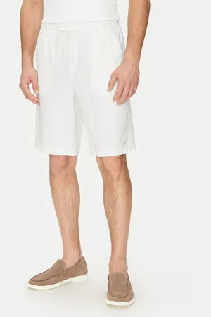 Guess Szorty materiałowe F5GD00 WH4J0 Regular Fit