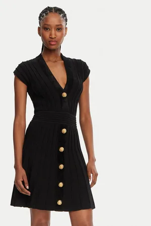 Balmain Sukienka dzianinowa DF0R7086KH64 Regular Fit
