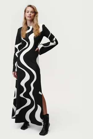 UNDRESS CODE Sukienka codzienna Paloma 755 Regular Fit