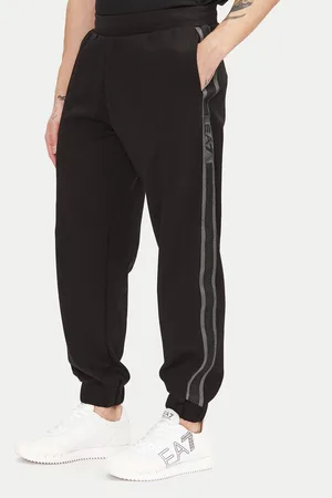 EA7 Spodnie dresowe 7M000545 AF12660 UC001 Modern Fit