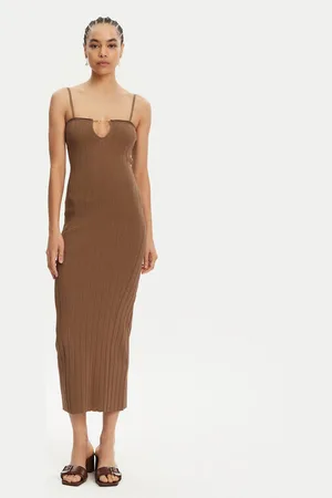 Jacquemus Sukienka dzianinowa 24E241KN358-2355 Regular Fit