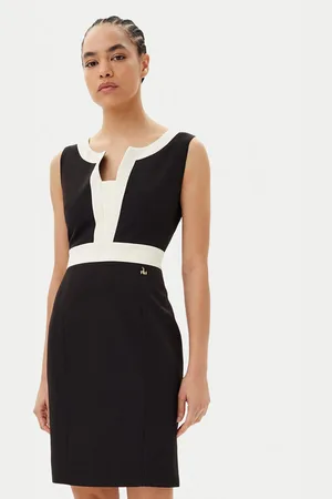 ARTIGLI Sukienka koktajlowa ACAB000933 Regular Fit