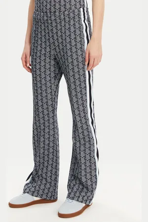 Lacoste Spodnie dresowe XF9313 Regular Fit