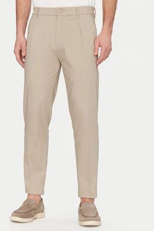 Calvin Klein Chinosy K10K114104 Tapered Fit