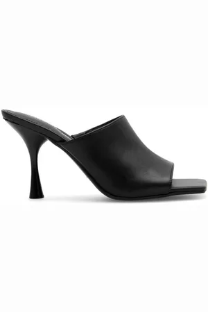 MARC FISHER Klapki F-DUSK2 BLK01