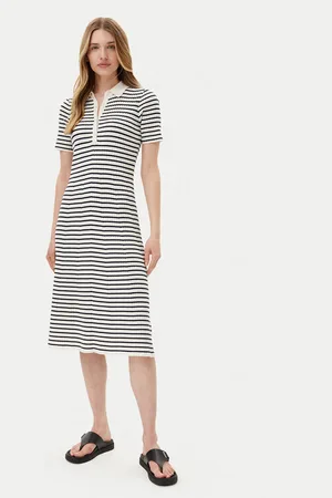 GANT Sukienka dzianinowa 4502085 Slim Fit