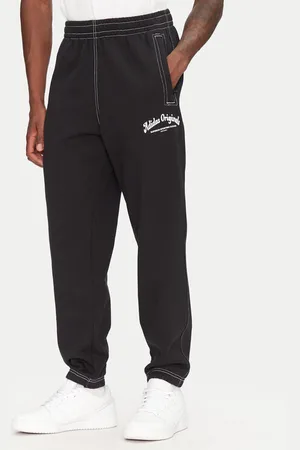 adidas Spodnie dresowe JP4487 Regular Fit