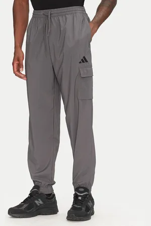 adidas Spodnie dresowe Essentials Small Logo JD1822 Regular Fit
