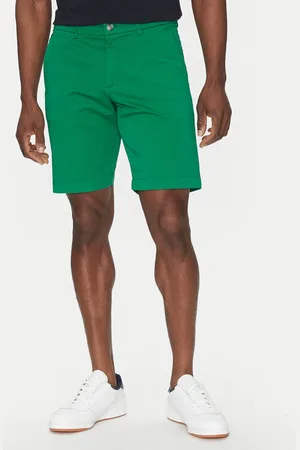 Daniel Hechter Szorty materiałowe 26664 151365 Regular Fit