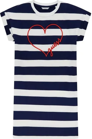 Guess Sukienka 173235 Classic Fit