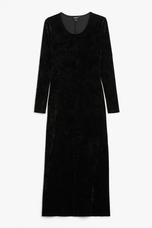 Monki Long sleeved velvet maxi dress