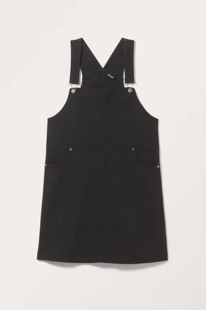 Monki Knee Lenght Dungaree Dress