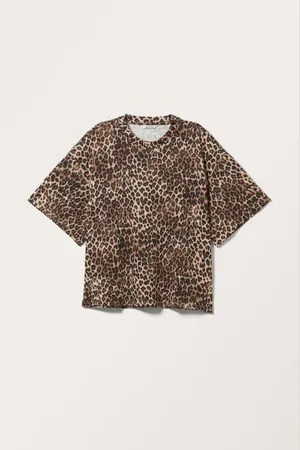Monki Oversized Washed T-shirt
