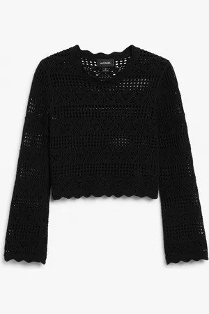 Monki Cropped crochet style top