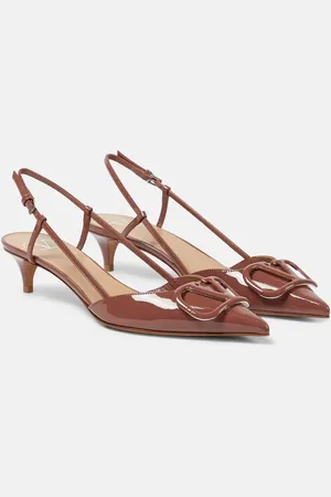 VALENTINO GARAVANI VLogo Signature 40 patent leather pumps