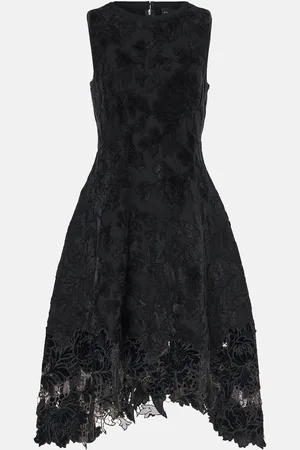 Oscar de la Renta Guipure lace and velvet jacquard gown