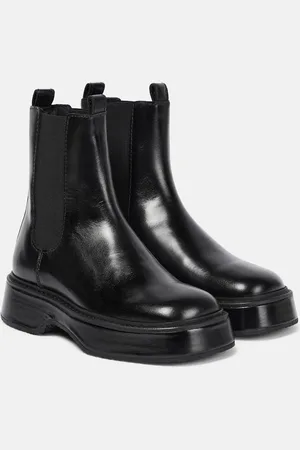 Ami Leather Chelsea boots