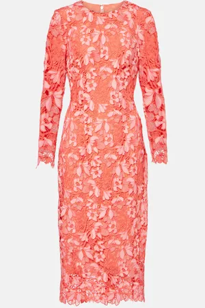 MONIQUE LHUILLIER Floral gown