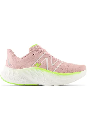 New Balance Buty damskie Fresh Foam More v4 WMORCI4 – różowe