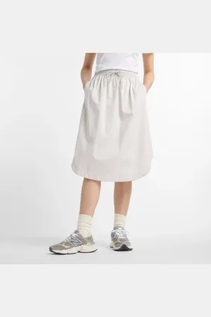 New Balance Spódnica damska WK51551GYM – szara