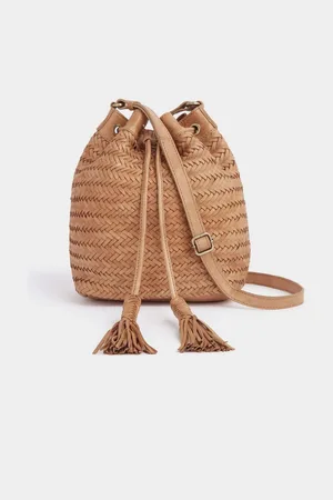 Osprey The Joss Woven Natural Leather Bucket BagJeden