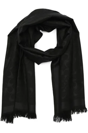 Coach Bias Signature C Oblong ScarveJeden