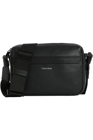 Calvin Klein Camera Bagonesize