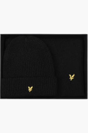 Lyle & Scott Lambswool Ribbed Beanie & Scarf SetJeden