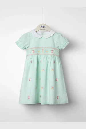 JoJo Maman Bébé Floral Print Seersucker Embroidered Smocked Dress98104 cm