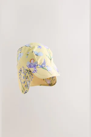 Next Swim Cap (3mths-10yrs)134140 cm