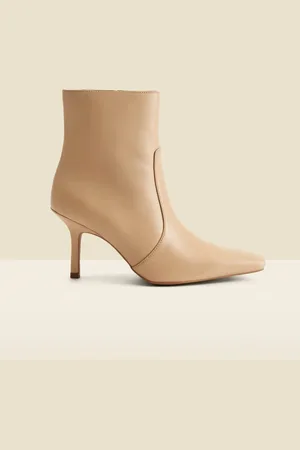 Sosandar Leather Square Toe Ankle BootsEU 38 (UK 5)
