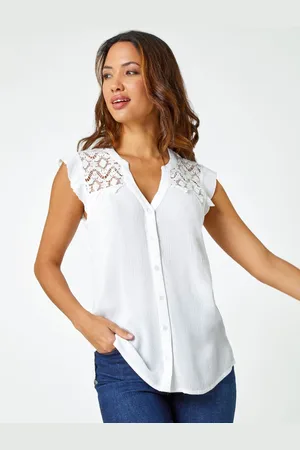 Roman Lace Yoke Sleeveless Blouse46