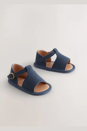 Next Leather Touch Fastening Baby Sandals (0-24mths)6268 cm